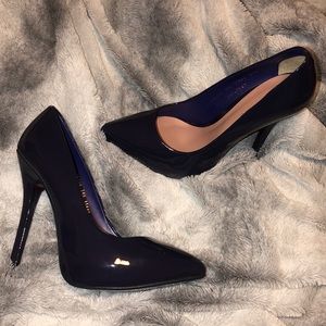 Pumps ✨ SOLD!